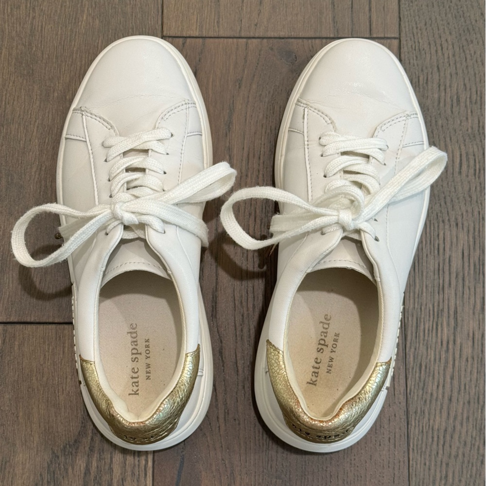 Kate Spade New York Women's Lift Leather Lace Up Sneakers White and Gold